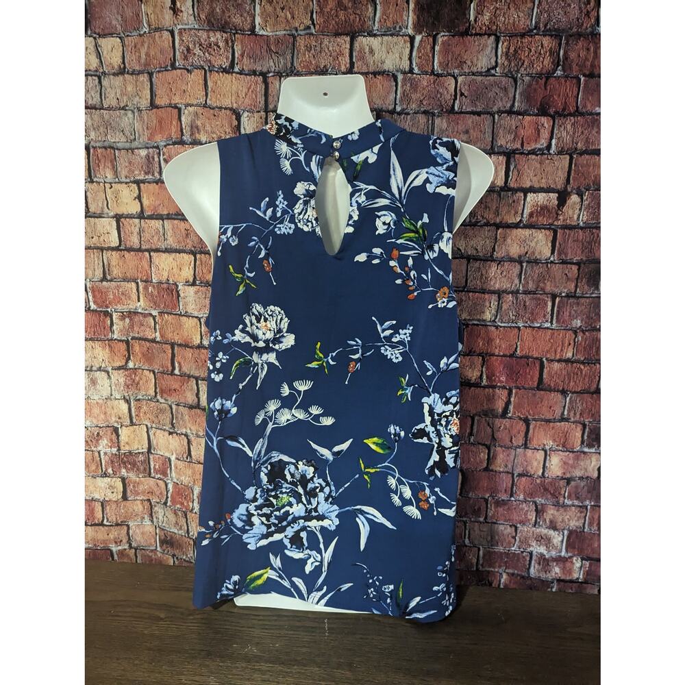 White House Black Market  Blue Floral Bloom Halter Top Size S
